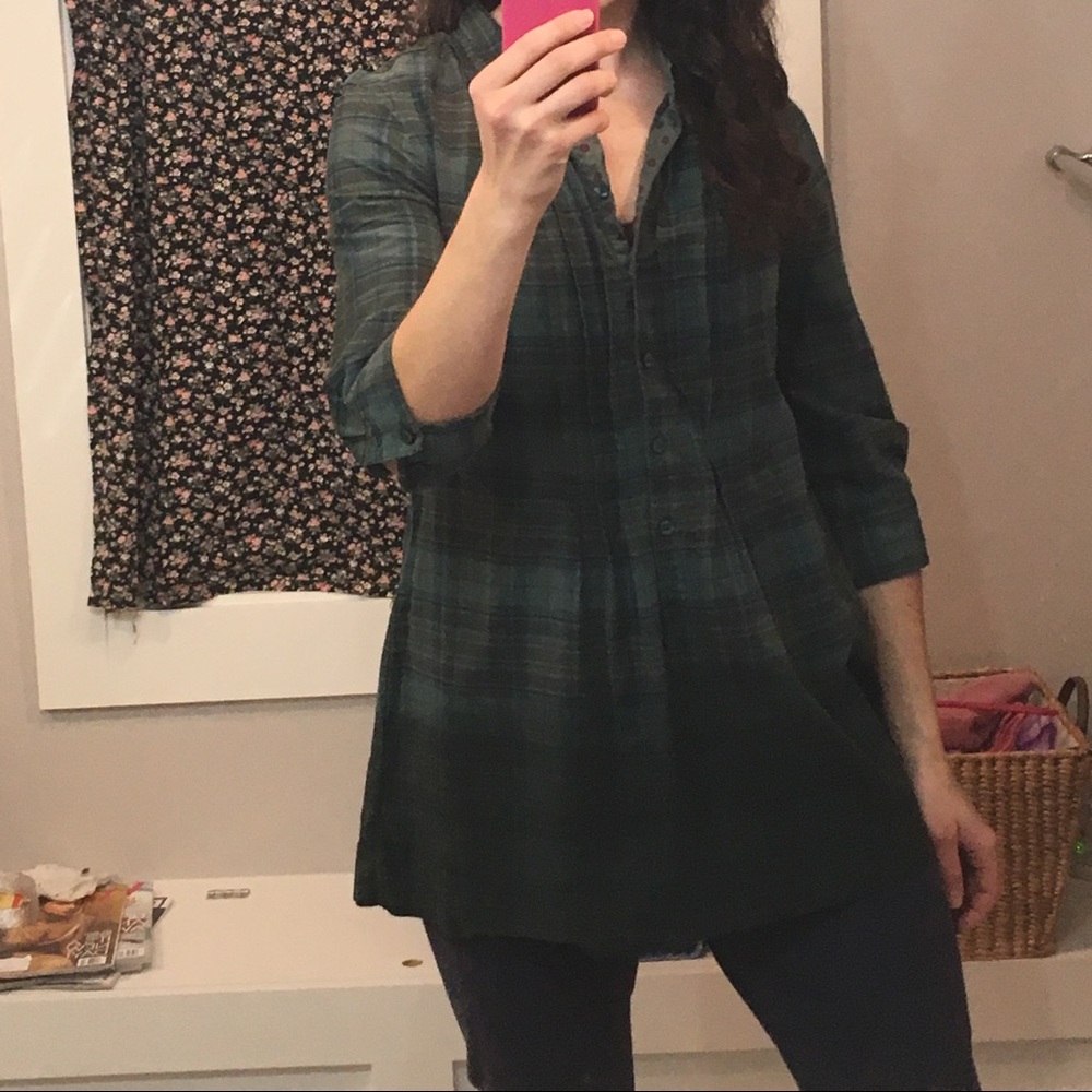 Cotton woven plaid green top